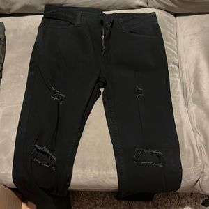 Mens Denim ripped styled jeans size 34